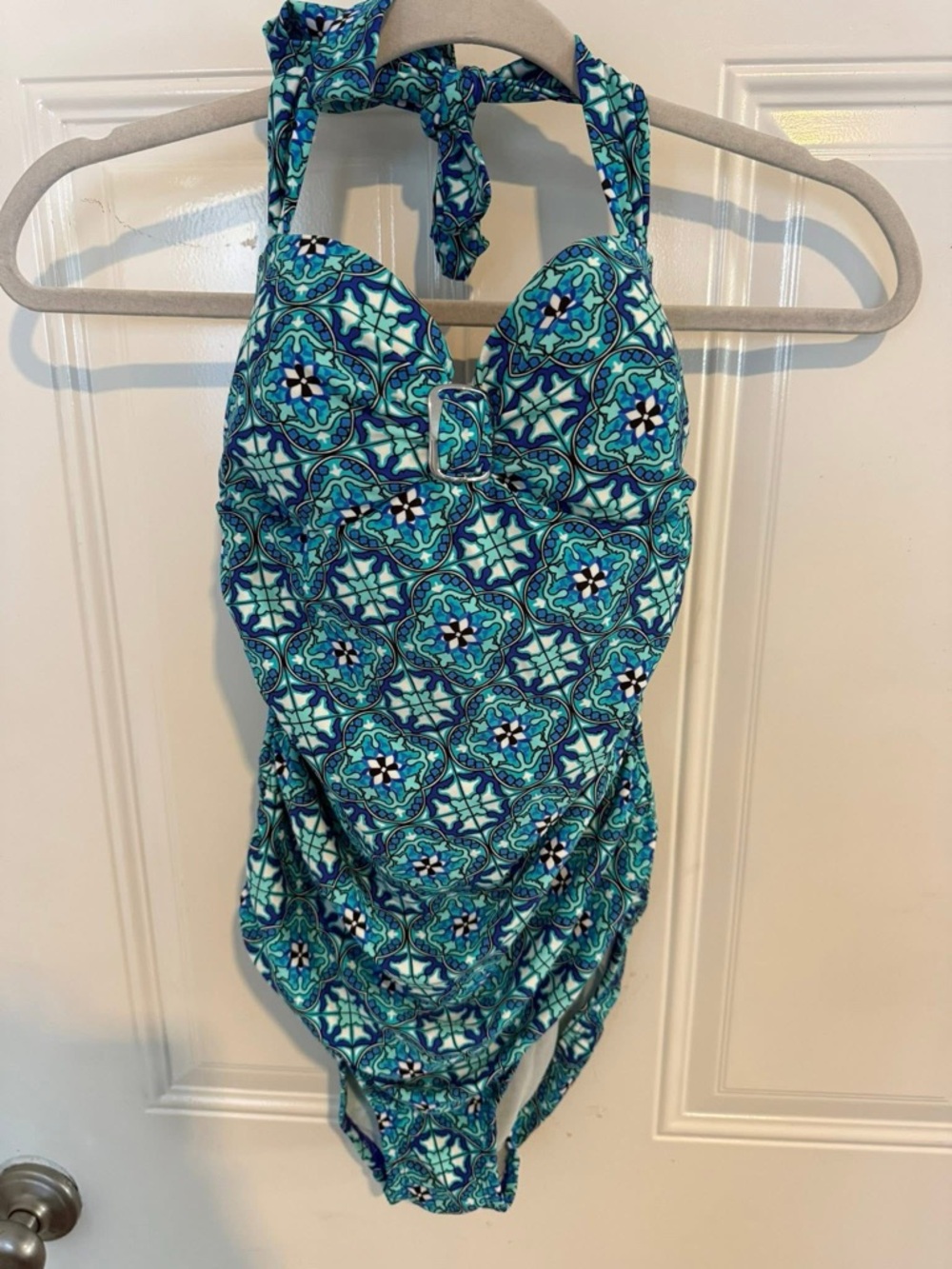 Spanx love your assets one piece swimsuit